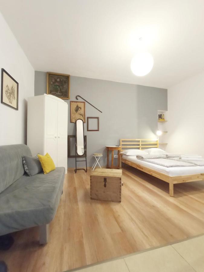 Cozy Republicii Apartment Brașov Exterior foto